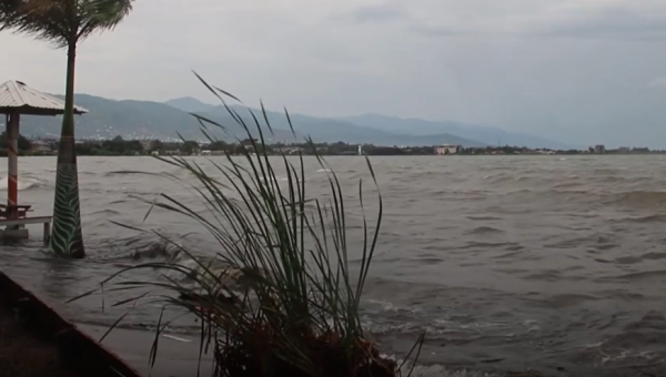 « Le Lac Tanganyika vomit » : l’histoire se répète